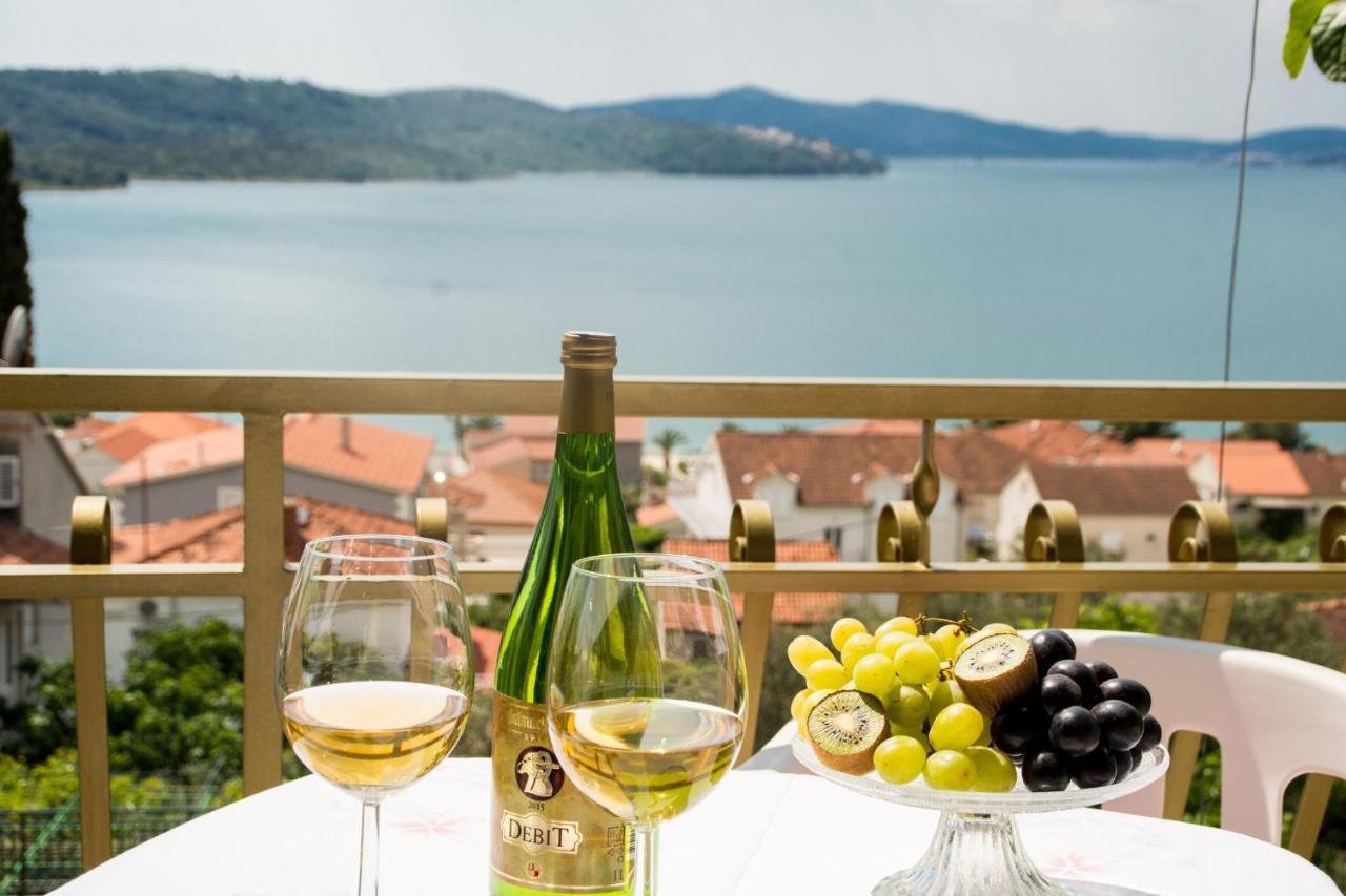 Apartmani Mila A1 & A2 & 3 Trogir Dış mekan fotoğraf