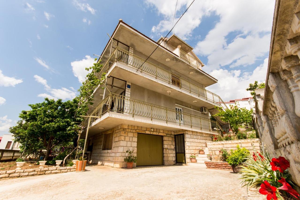 Apartmani Mila A1 & A2 & 3 Trogir Dış mekan fotoğraf