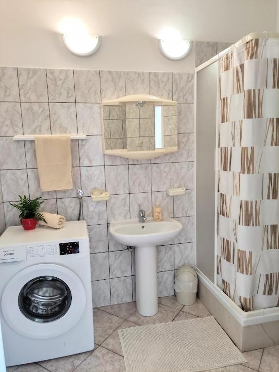 Apartmani Mila A1 & A2 & 3 Trogir Dış mekan fotoğraf