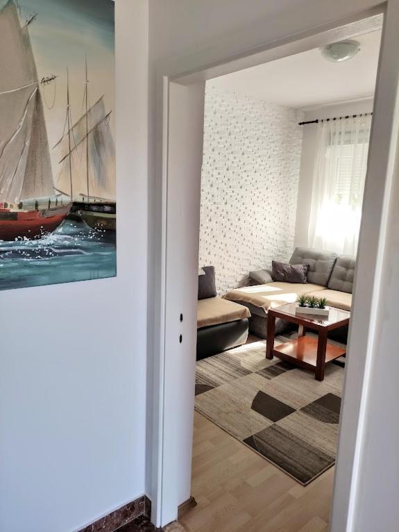 Apartmani Mila A1 & A2 & 3 Trogir Dış mekan fotoğraf