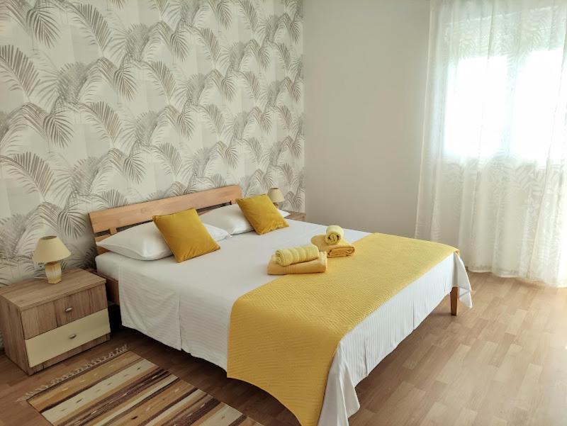 Apartmani Mila A1 & A2 & 3 Trogir Dış mekan fotoğraf